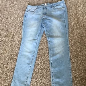 Skinny mid rise jeans